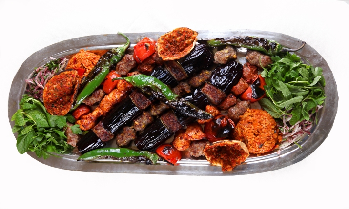 3 Kişilik Toplu Kebab